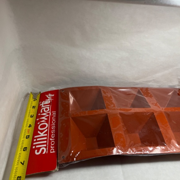 NEW Silikomart SiloconFLEX Professional Non-Stick (6) Pyramid Silicone Mold - Picture 3 of 7